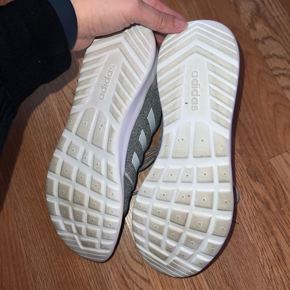 Gray and white adidas sneakers - Picture 3 of 4